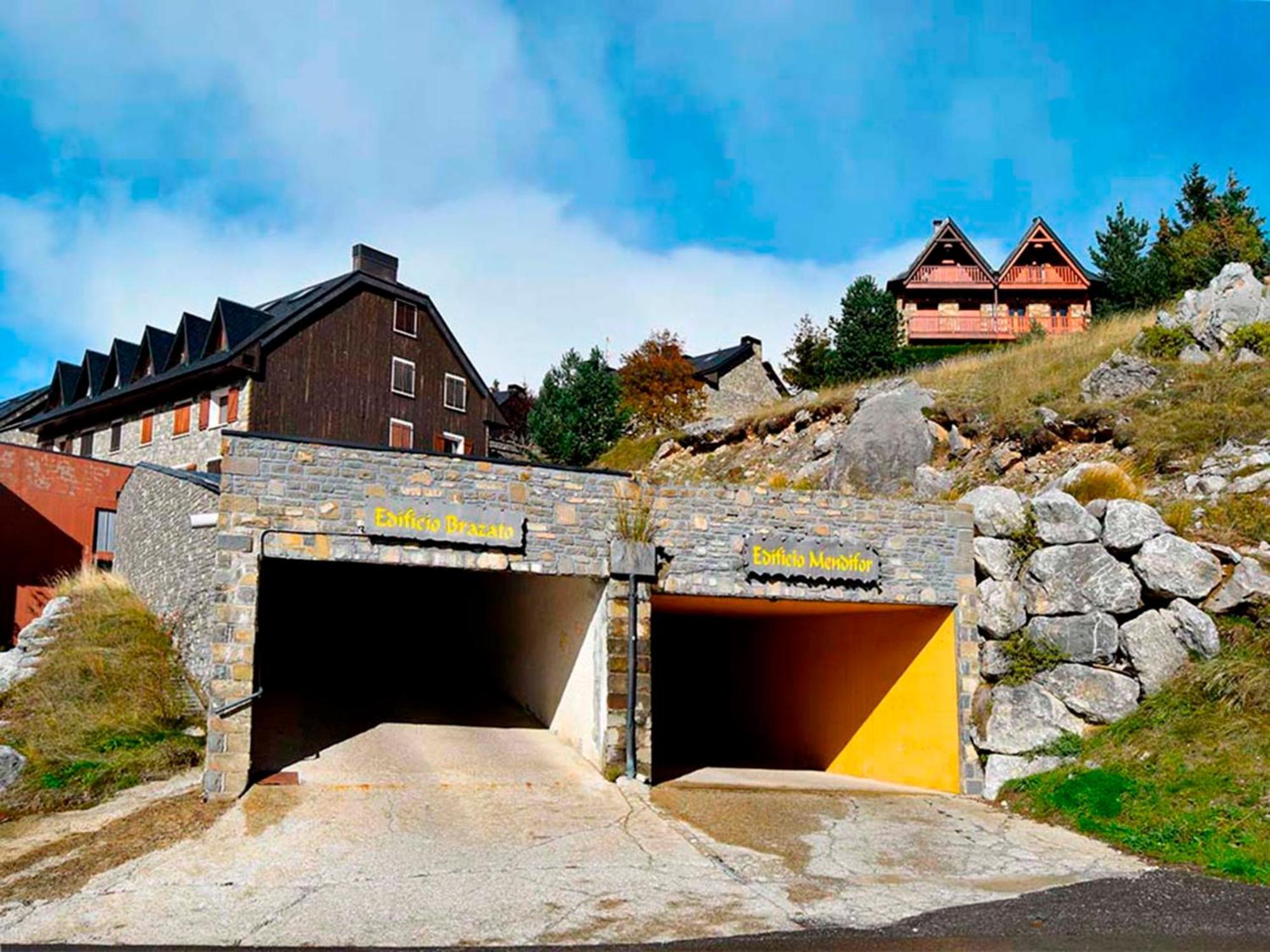 Apartamentos 3000 Formigal Exteriér fotografie
